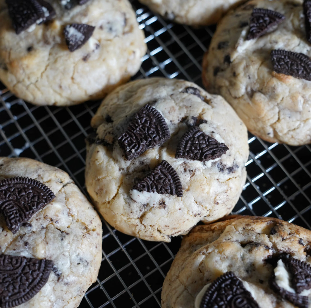 White Chocolate w/Oreo Cookies