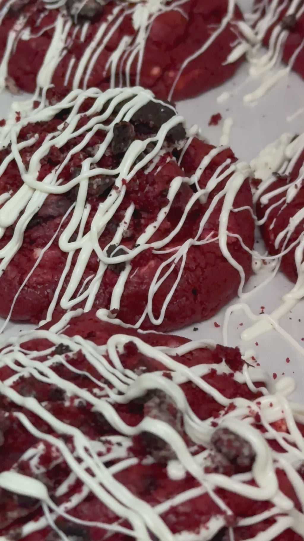 Red Velvet w/Oreo Cookies